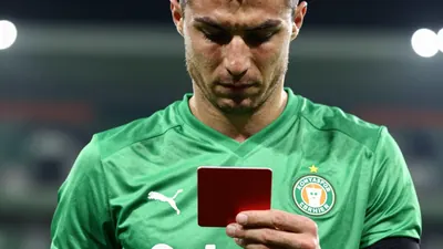 PFDK, Konyaspor-Kocaelispor maçındaki olaylar nedeniyle kulübe para cezası verdi ve Enis Bardhi'yi 2 maç men cezasıyla