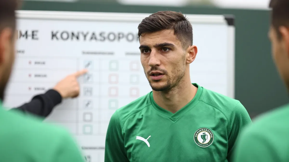 Konyaspor, 5 Eylül Cumartesi'deki Erzurumspor deplasmanı öncesi Serkan Özbalta yönetiminde ilk antrenmanını yaptı