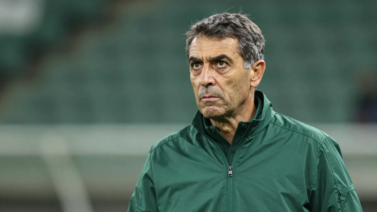 Konyaspor manager İlhan Palut says the Süper Lig's bottom-placed team must take extra precautions against Trabzonspor's...